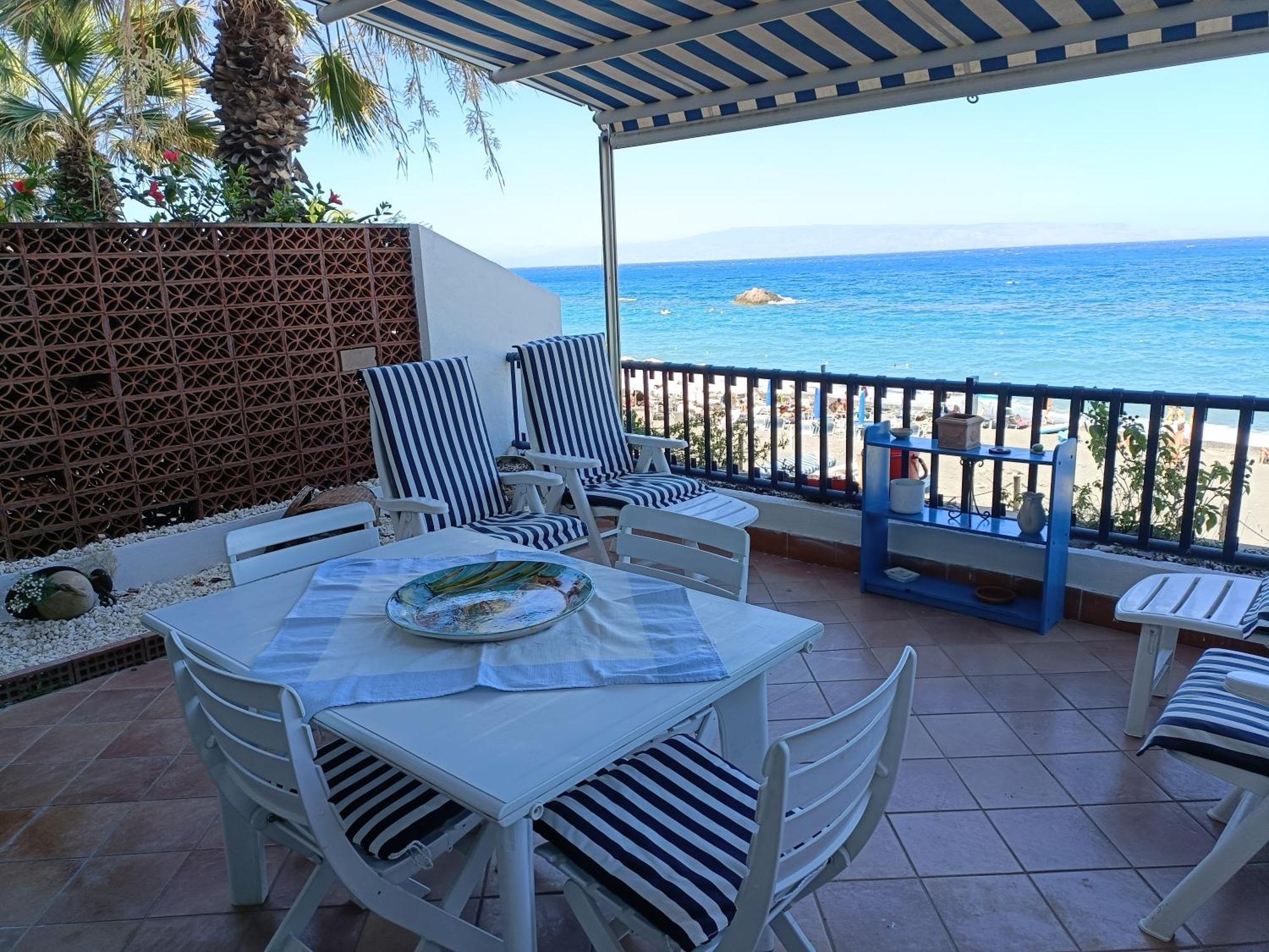 Casa Vacanze Margarita SantʼAlessio Siculo Zewnętrze zdjęcie