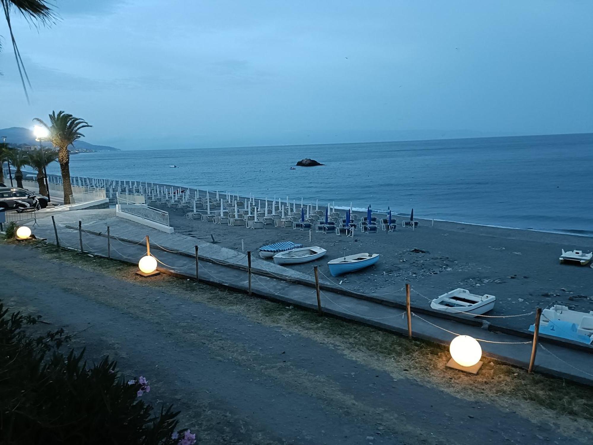 Casa Vacanze Margarita SantʼAlessio Siculo Zewnętrze zdjęcie