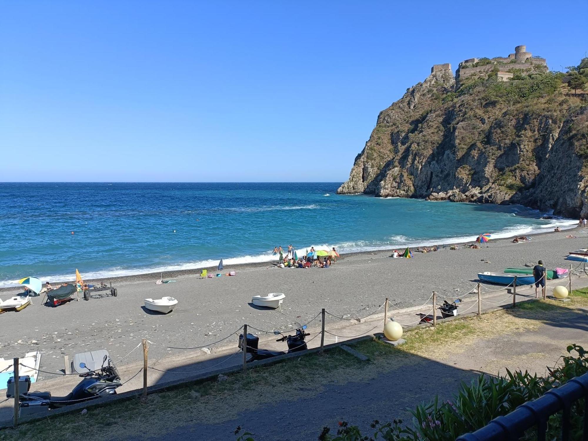 Casa Vacanze Margarita SantʼAlessio Siculo Zewnętrze zdjęcie